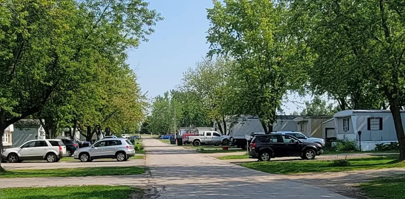 Greenleaf Acres - Manufactured housing community in WI